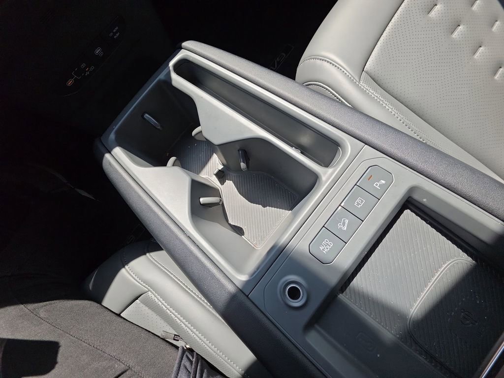 Used 2026 Kia EV9 Wind image 20