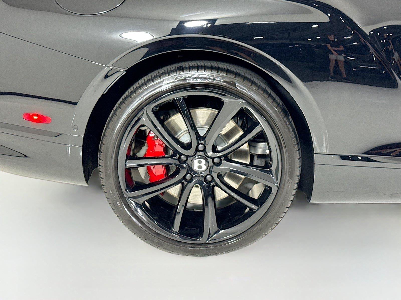 Used 2024 Bentley Continental GT V8 AWD/4WD image 35