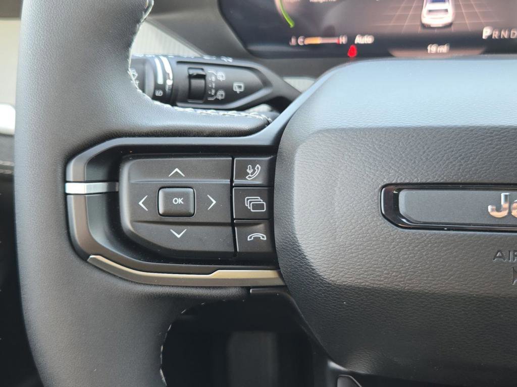 New 2026 Jeep Cherokee Laredo AWD/4WD image 23