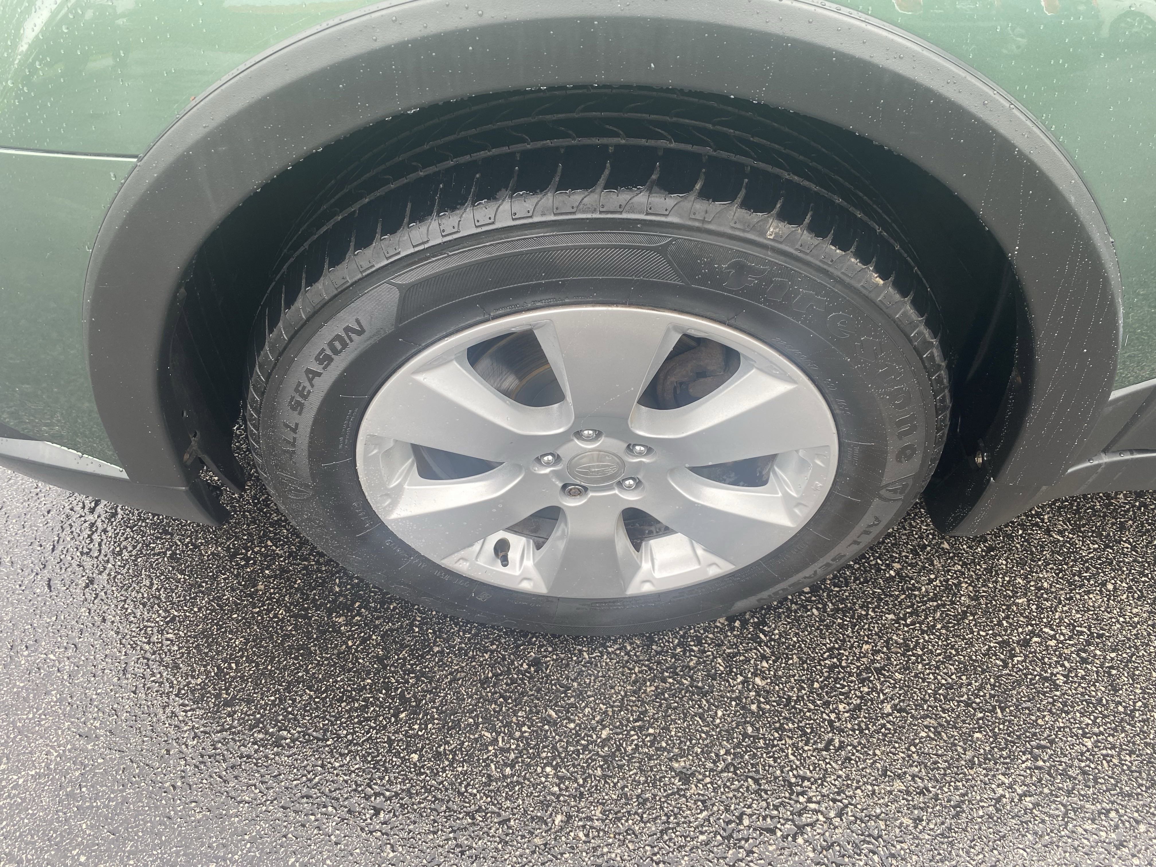 Used 2011 Subaru Outback 2.5i Premium image 27