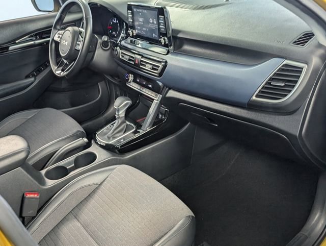 Used 2023 Kia Seltos S image 14