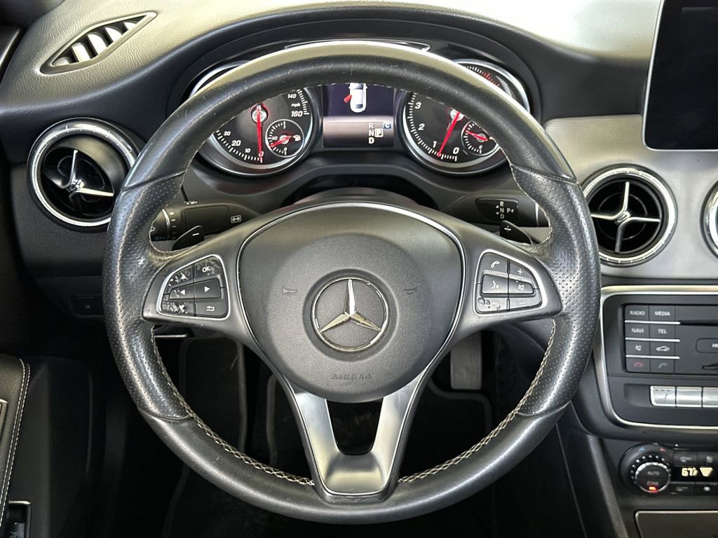 Used 2018 Mercedes-Benz CLA 250 image 16