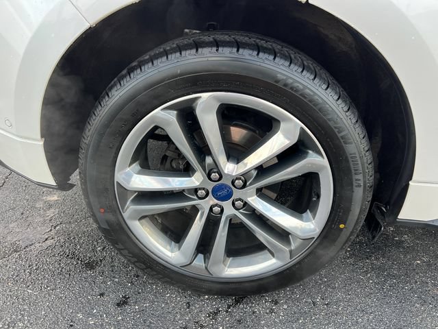 Used 2015 Ford Edge Sport w/ Equipment Group 401A AWD/4WD image 10