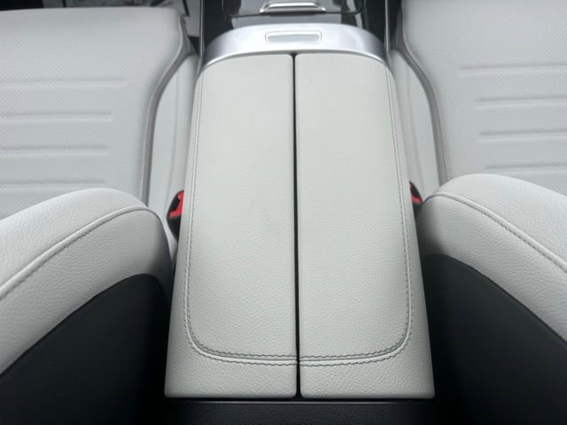 New 2026 Mercedes-Benz C 300 4MATIC Sedan image 33