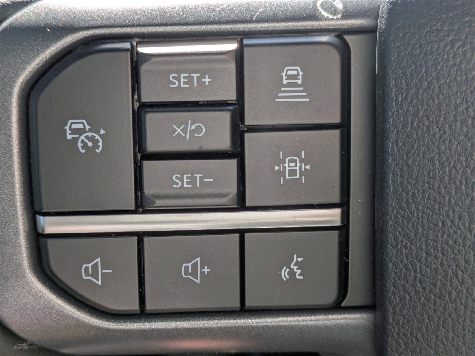 New 2025 Ford F150 XLT w/ Equipment Group 303A High image 5