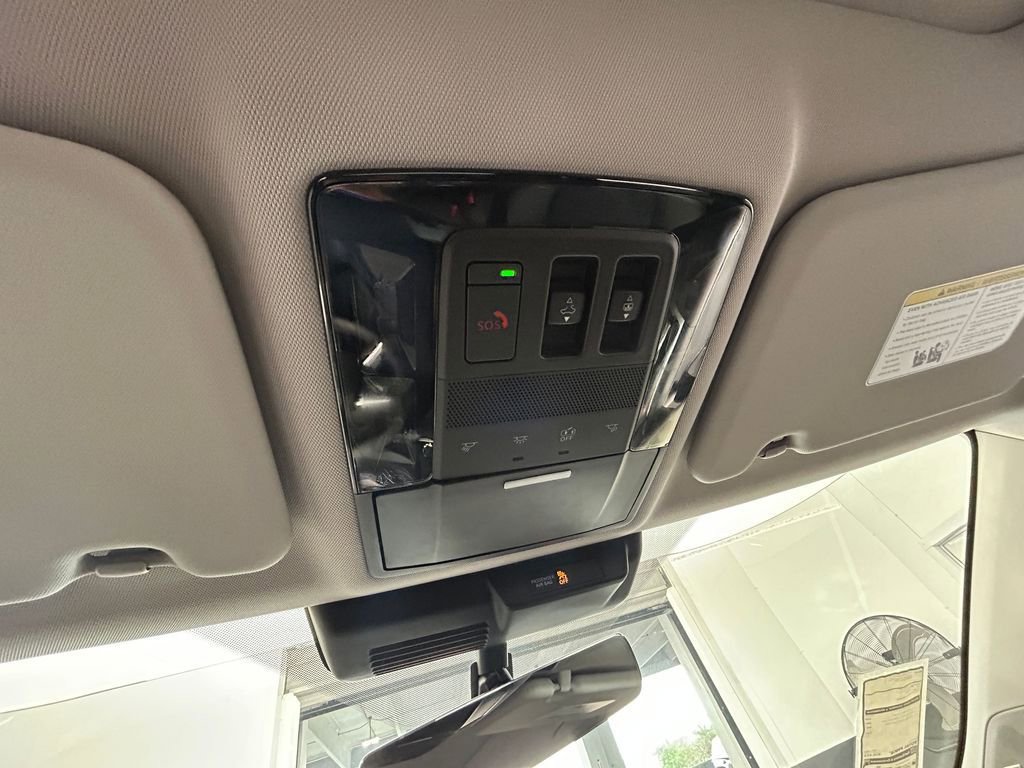 New 2025 Mitsubishi Outlander AWD image 33