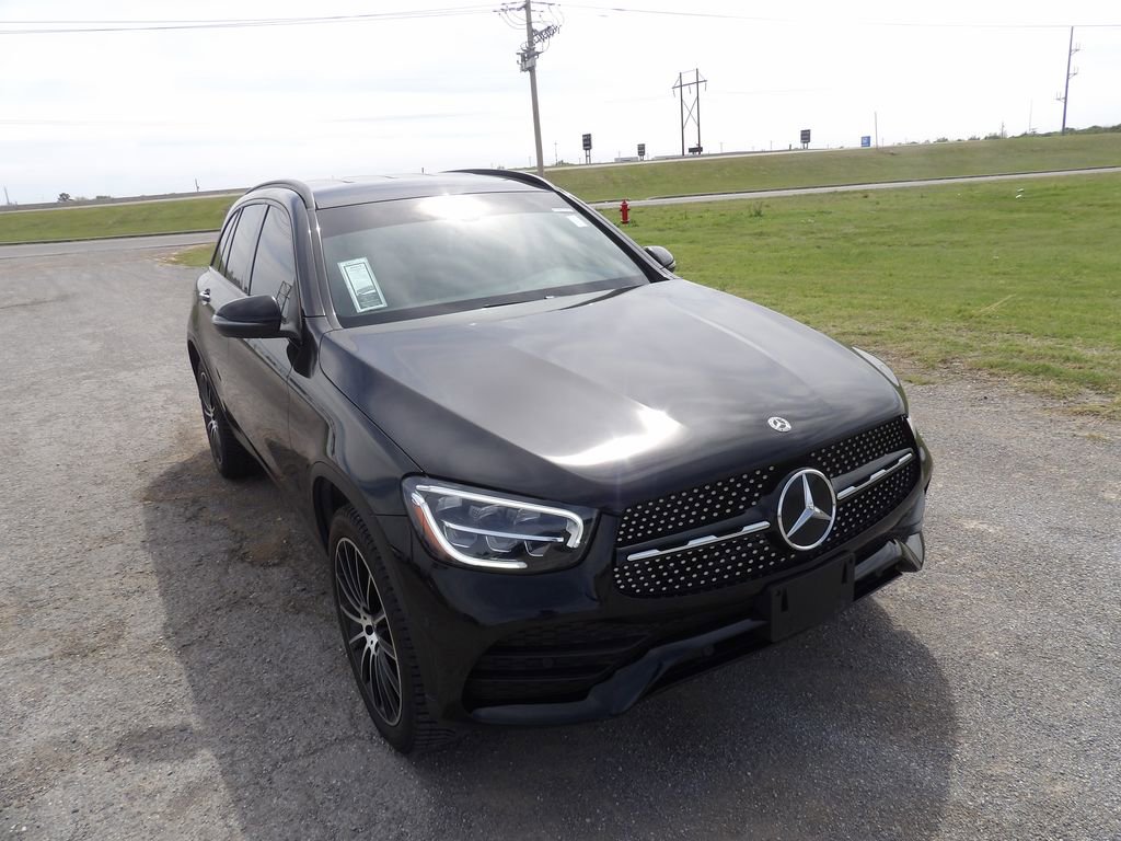 Used 2021 Mercedes-Benz GLC 300 image 4