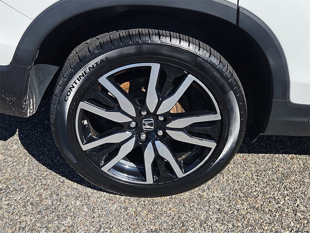 Certified 2022 Honda Pilot Touring image 9