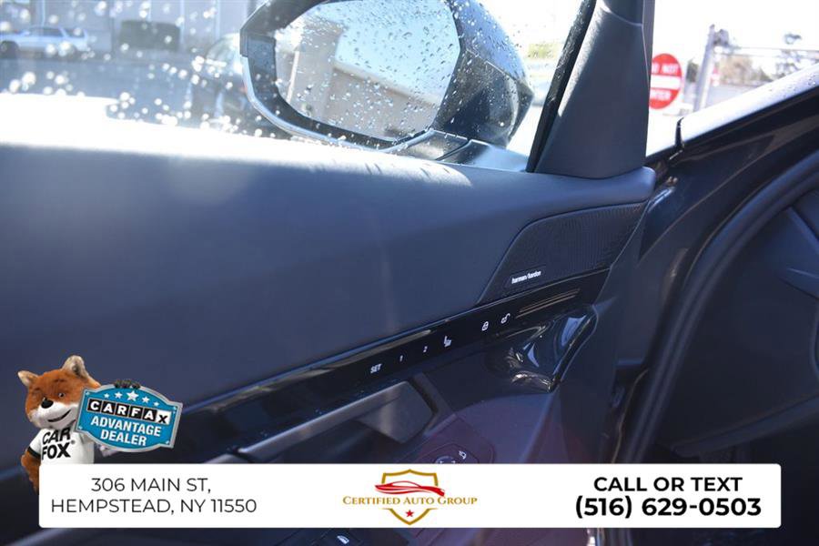 Used 2025 BMW 530i RWD image 14