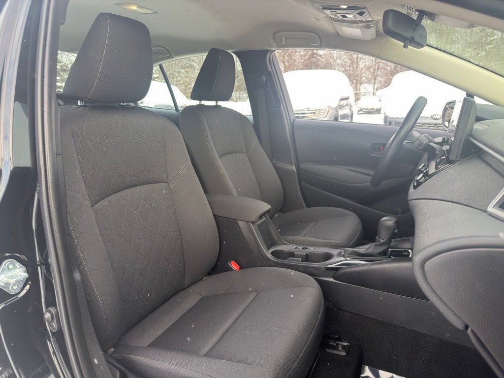 Used 2024 Toyota Corolla LE image 29