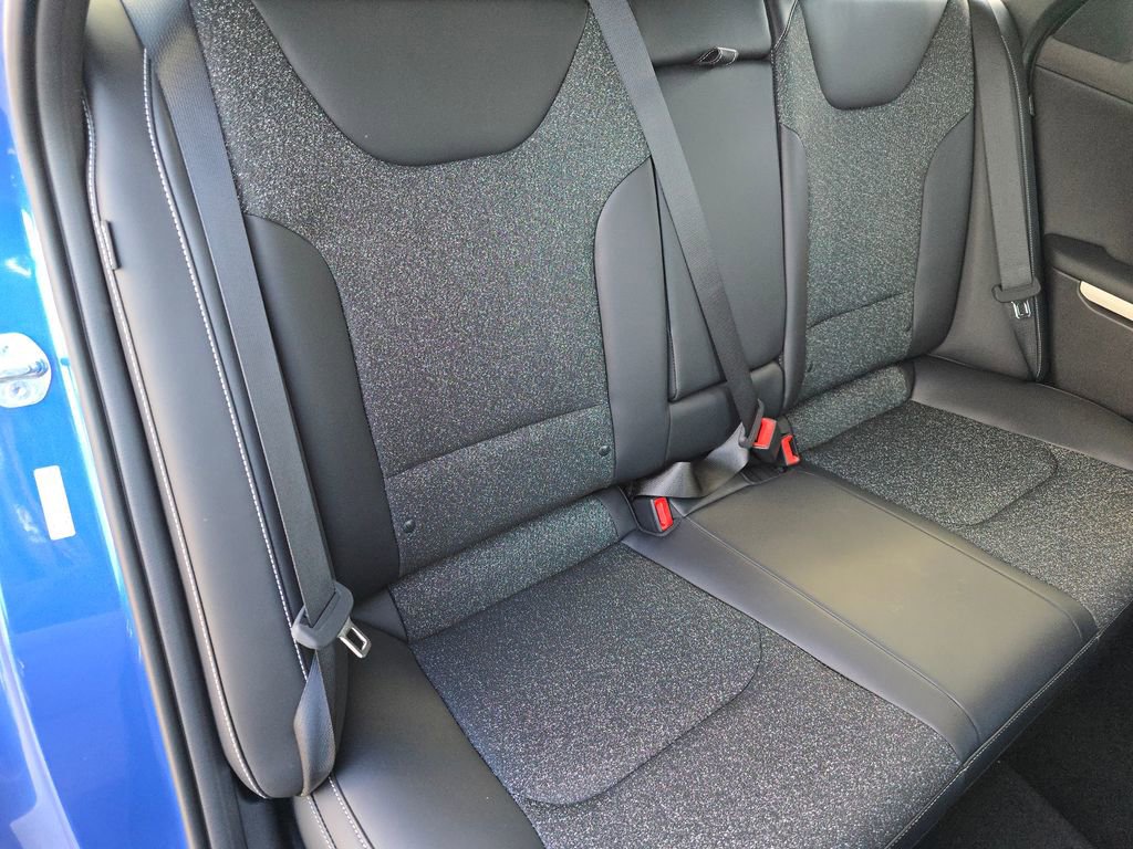 Used 2025 Kia K4 GT-Line image 17