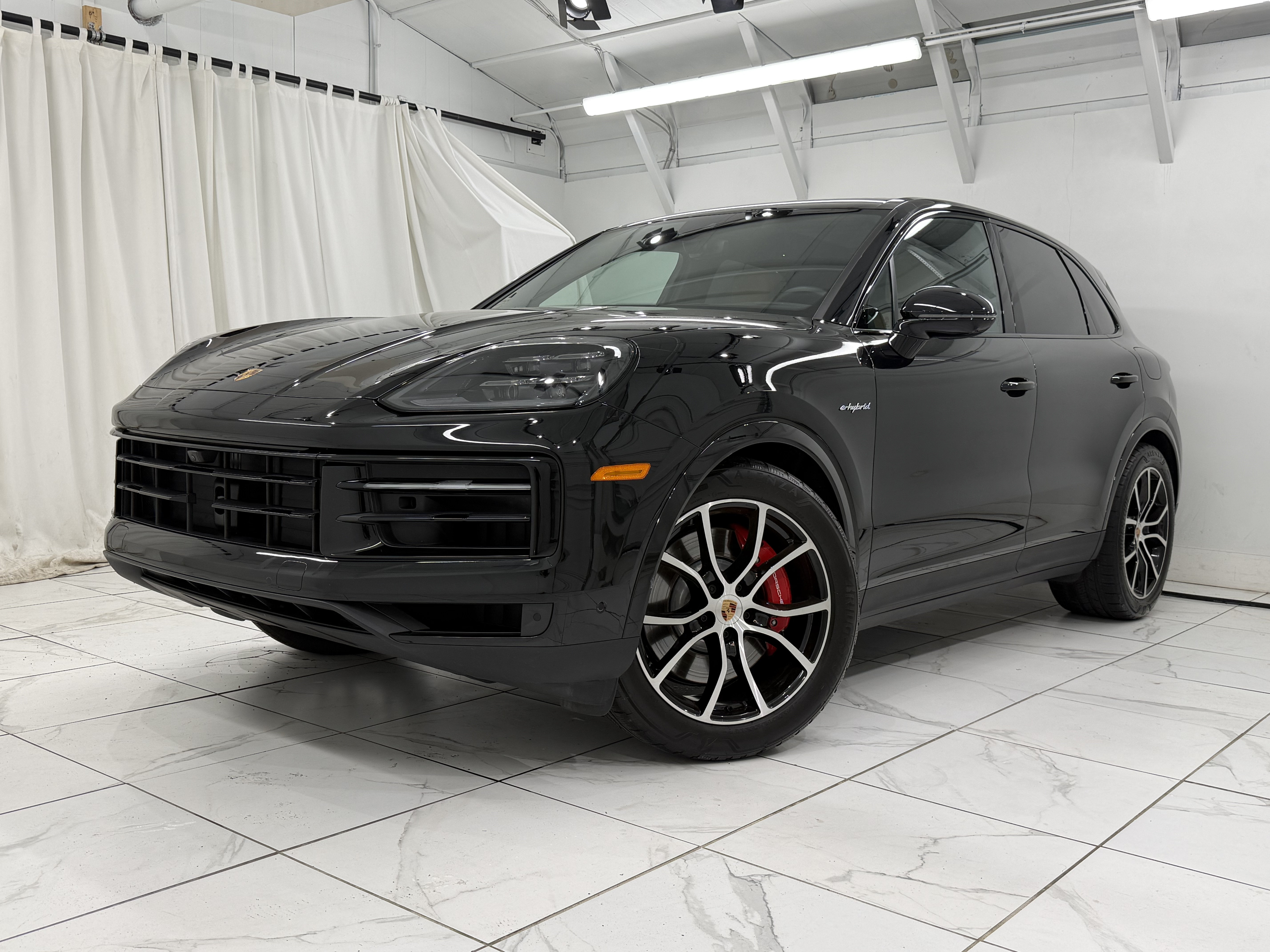 Certified 2026 Porsche Cayenne S AWD/4WD image 7