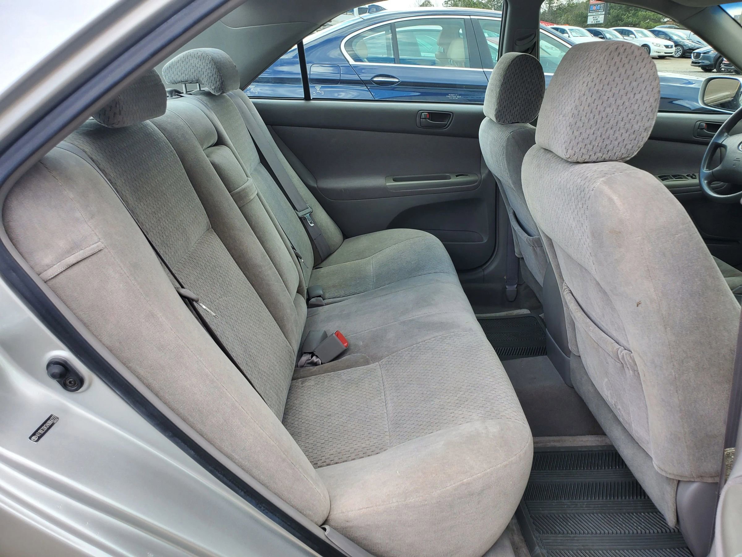 Used 2004 Toyota Camry LE image 23