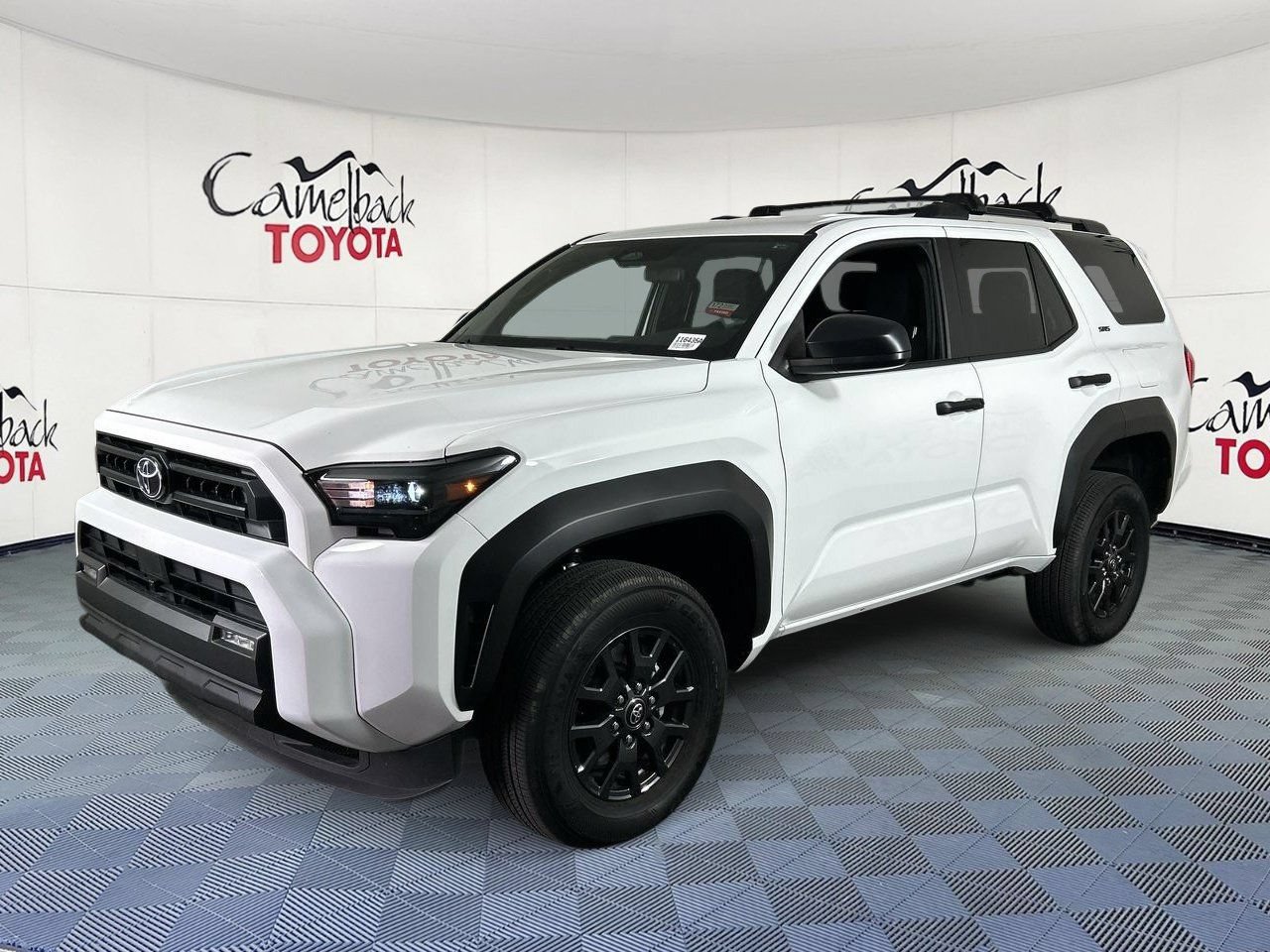 Used 2025 Toyota 4Runner SR5 AWD/4WD image 2