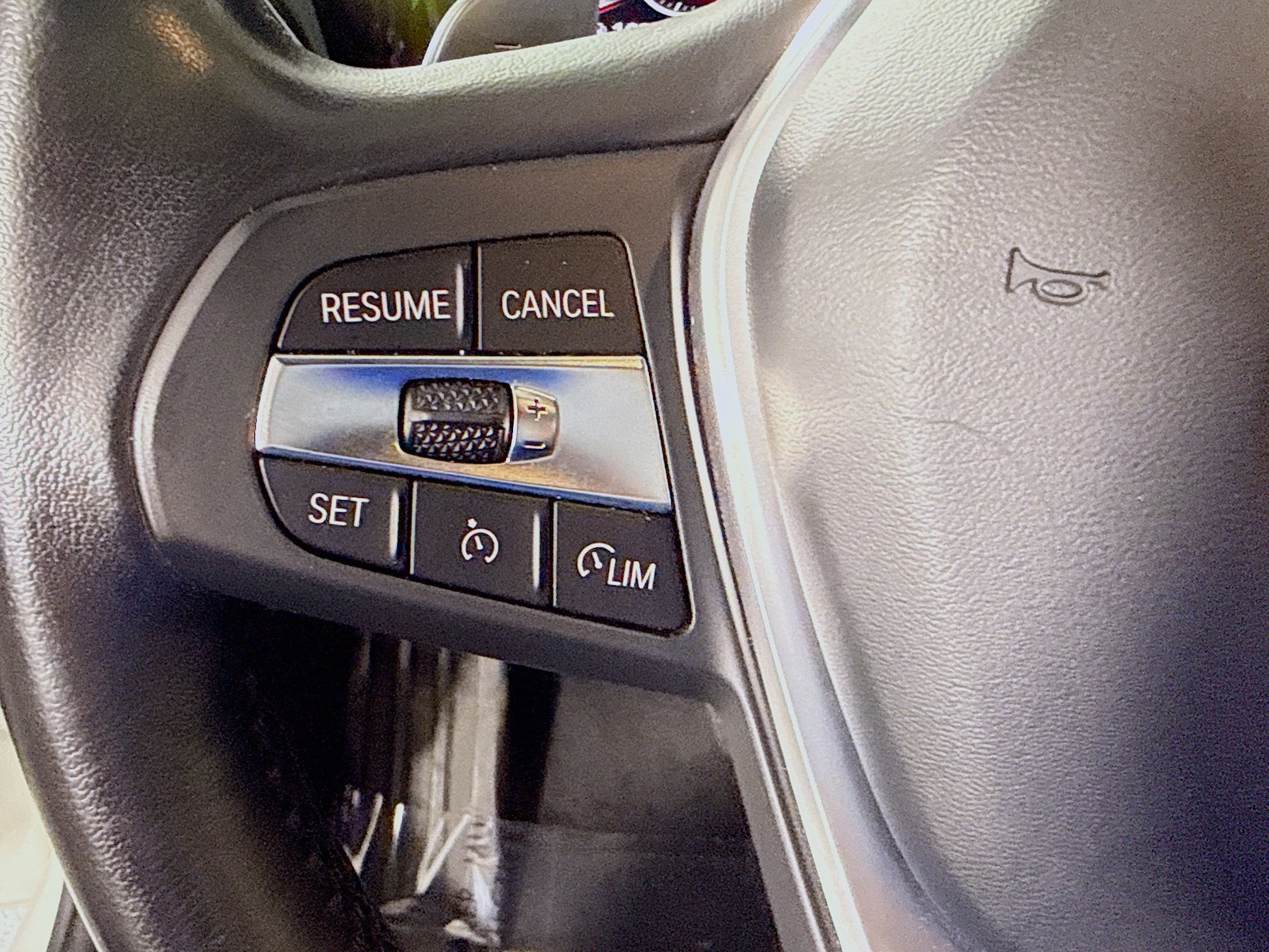 Used 2019 BMW 330i Sedan RWD image 14