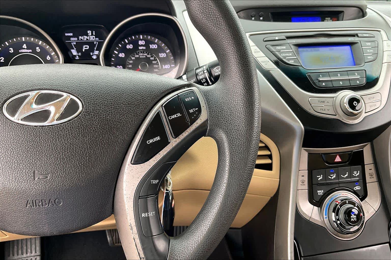 Used 2013 Hyundai Elantra GLS FWD image 25