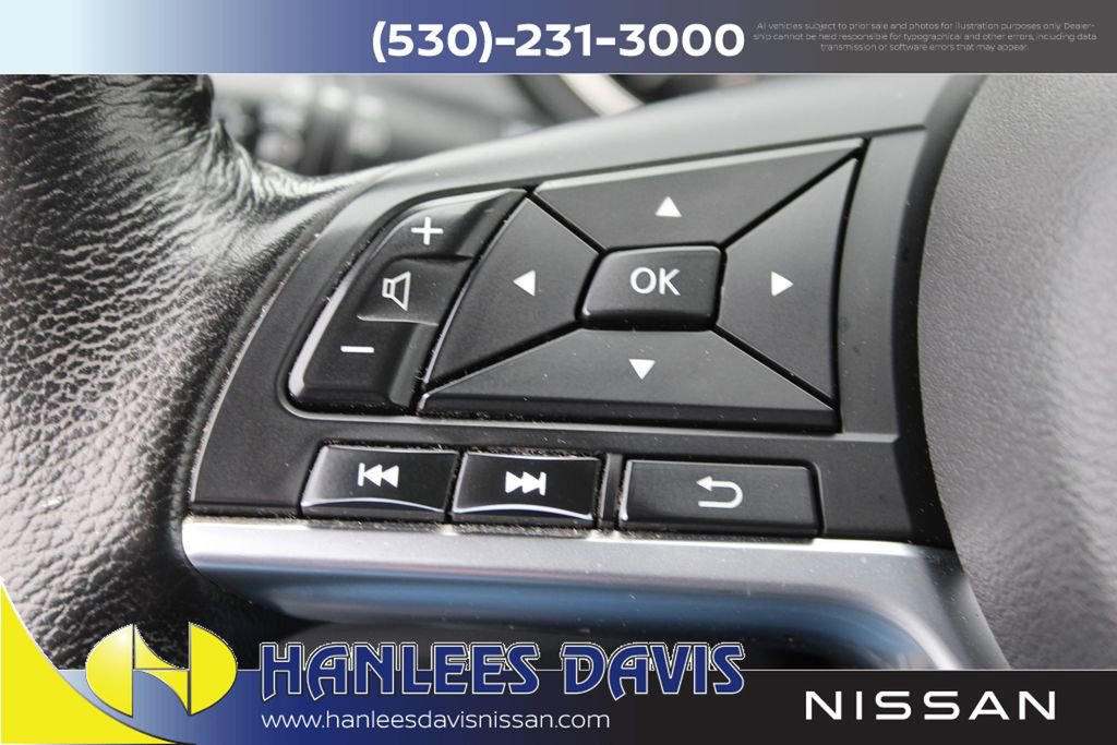 Used 2018 Nissan Rogue SL FWD image 27