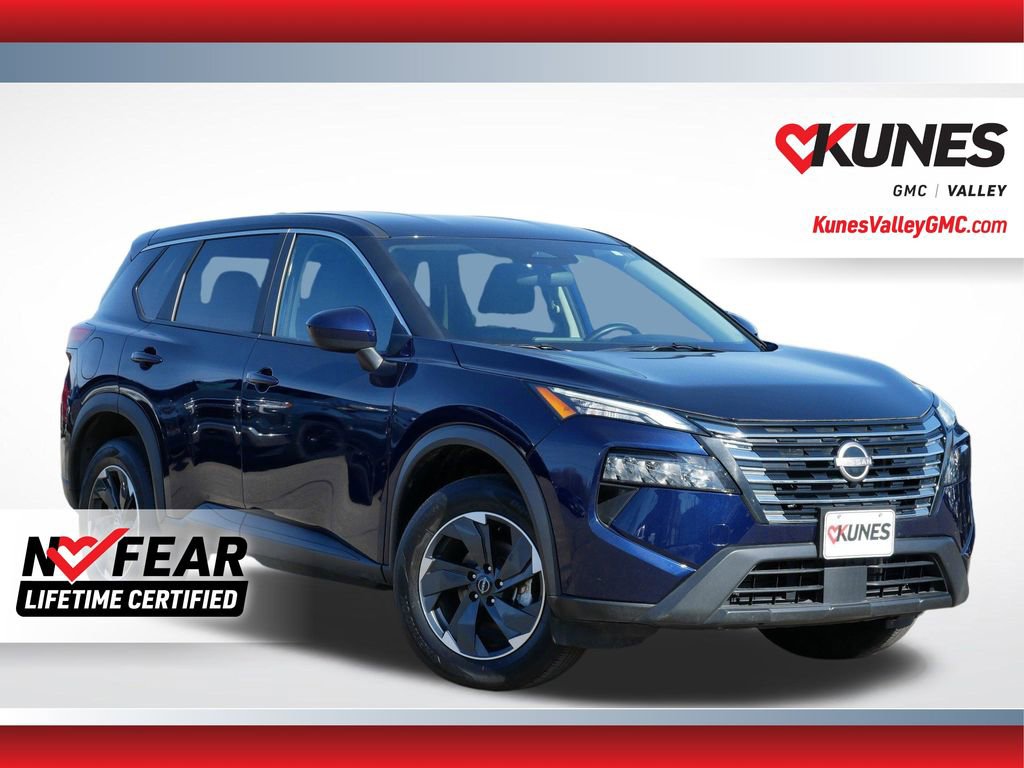 Used 2025 Nissan Rogue SV AWD/4WD image 1