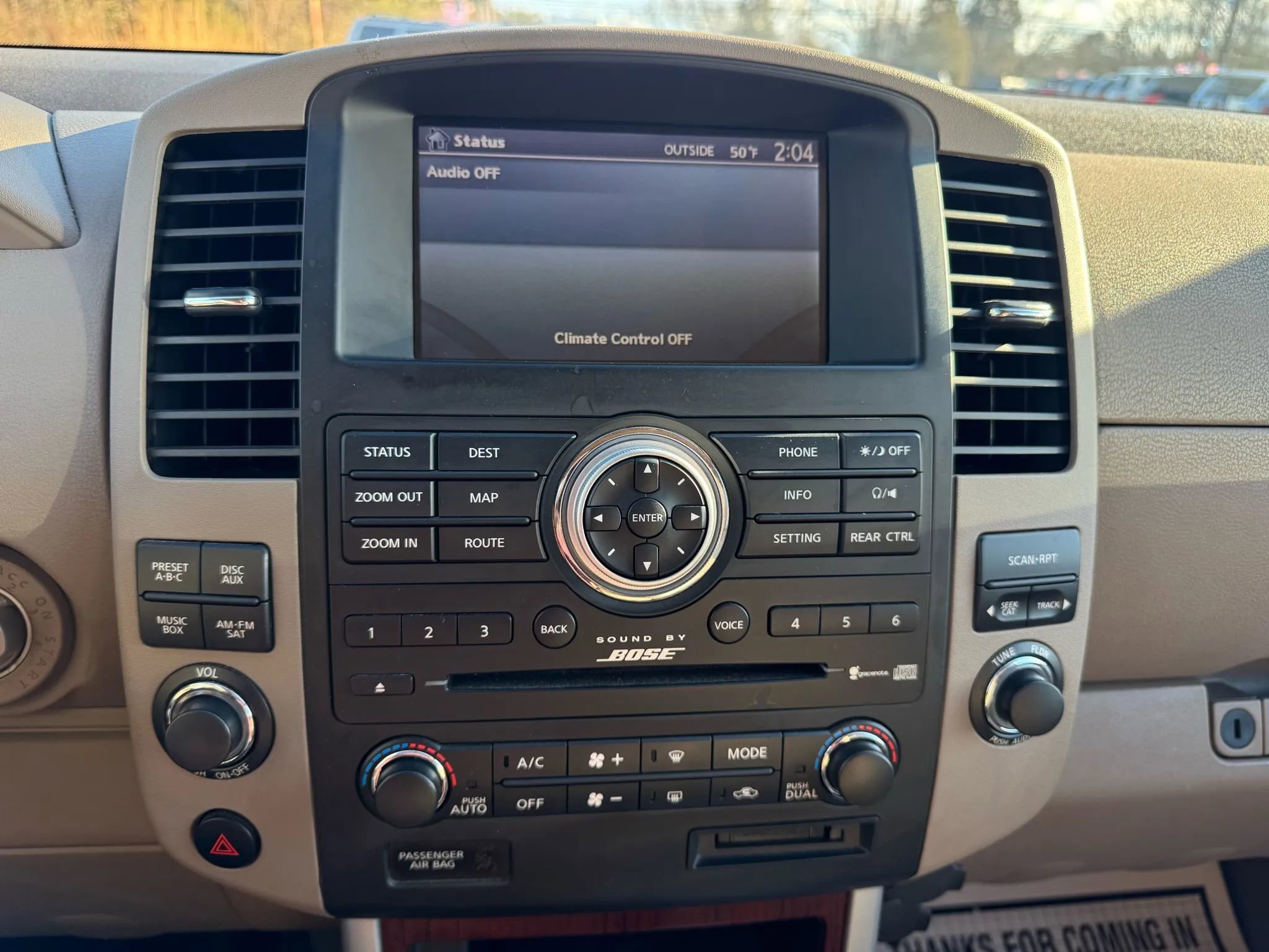 Used 2011 Nissan Pathfinder LE w/ Navigation Pkg image 26