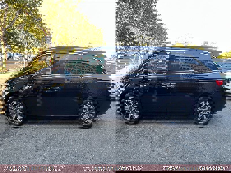 Used 2016 Honda Odyssey Touring Elite image 6