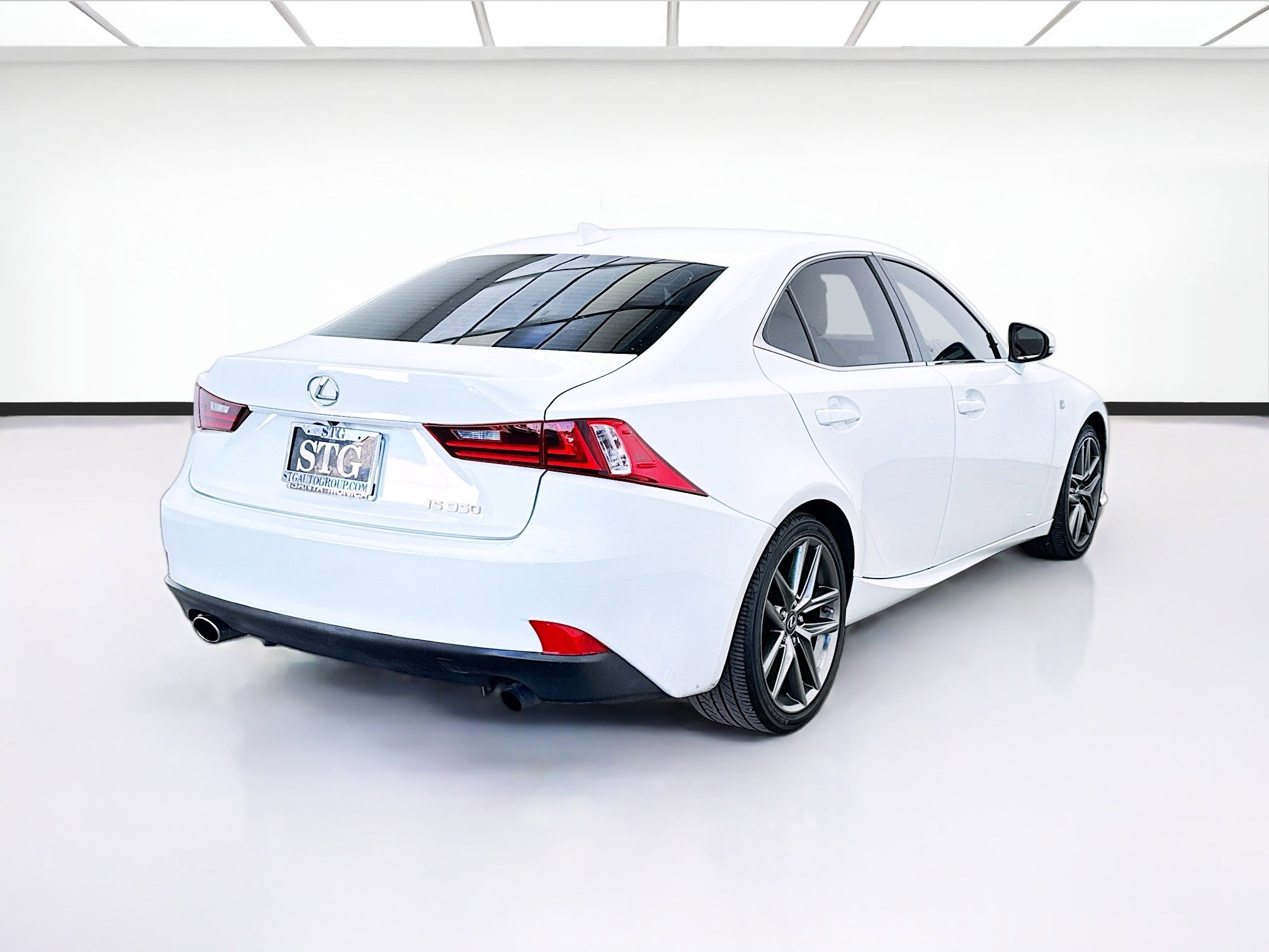 Used 2014 Lexus IS 350 w/ F Sport Package image 4