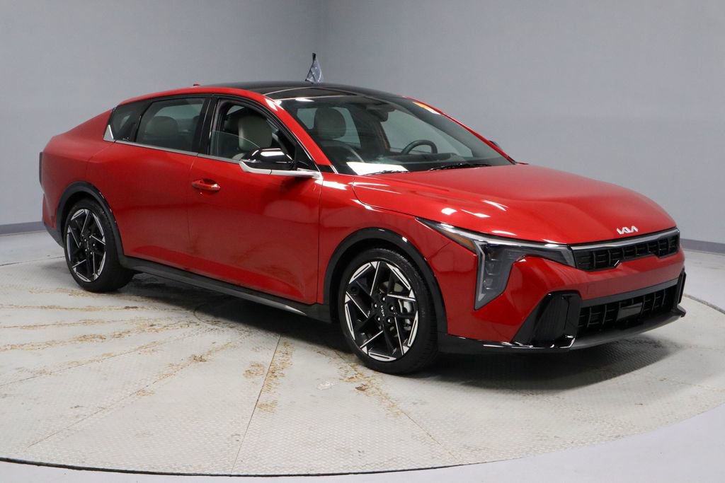 Used 2026 Kia K4 GT-Line w/ GT-Line Premium Package FWD image 1