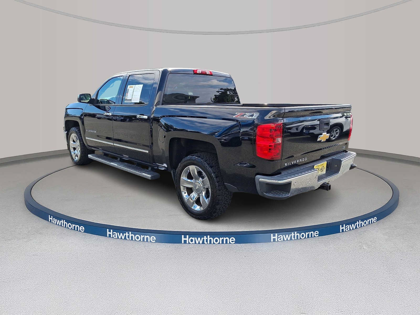 Used 2014 Chevrolet Silverado 1500 LTZ Z71 w/ LTZ Plus Package AWD/4WD image 4