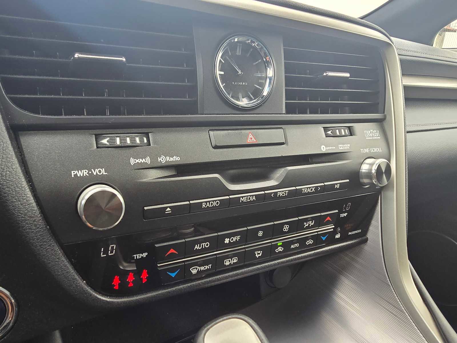 Used 2017 Lexus RX 450h F Sport image 30