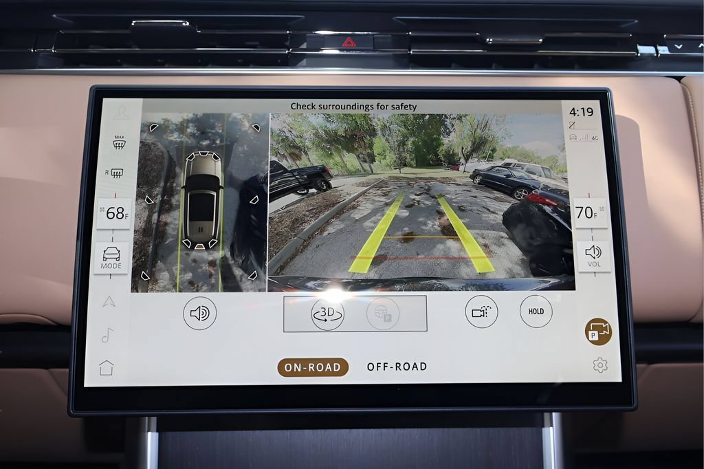New 2026 Land Rover Range Rover Long Wheelbase SE AWD/4WD image 23