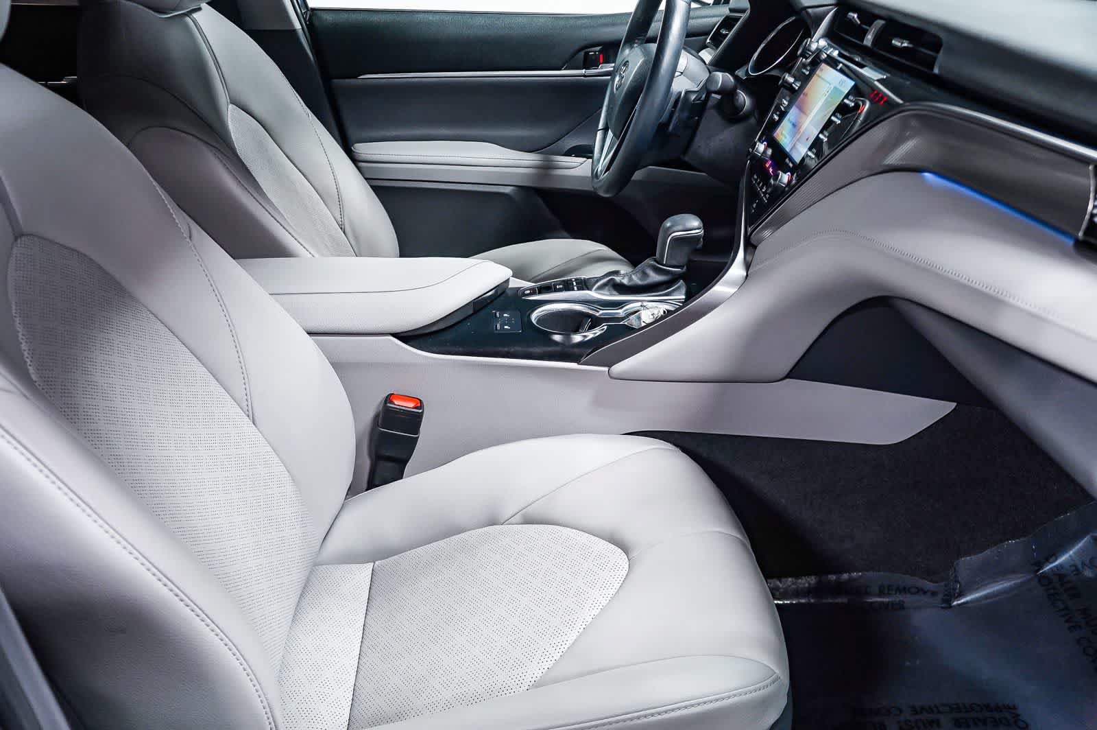 Certified 2020 Toyota Camry XSE w/ Navigation Package FWD image 19