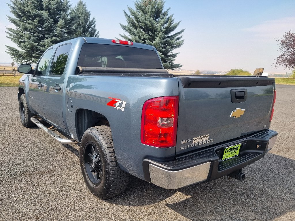 Used 2011 Chevrolet Silverado 1500 LT w/ All-Star Edition AWD/4WD image 8