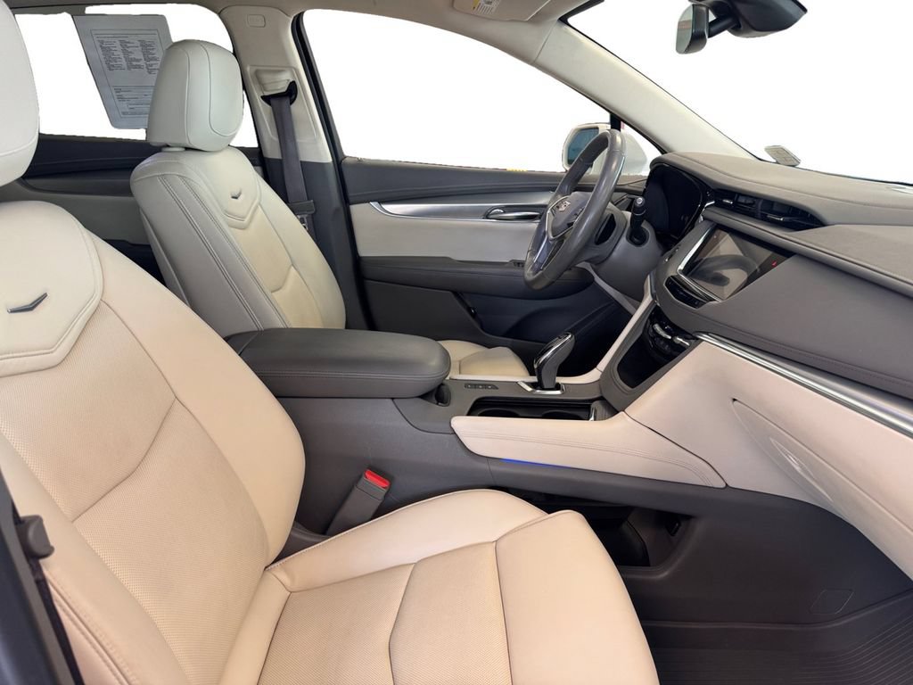 Used 2019 Cadillac XT5 Luxury AWD/4WD image 17