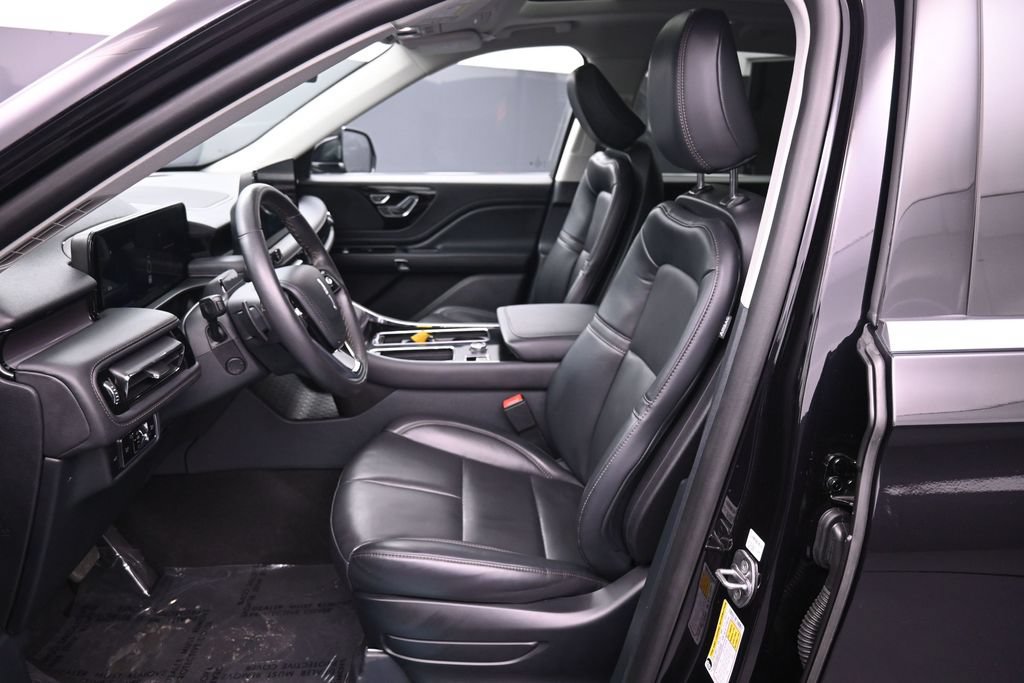 Used 2026 Lincoln Aviator AWD image 21