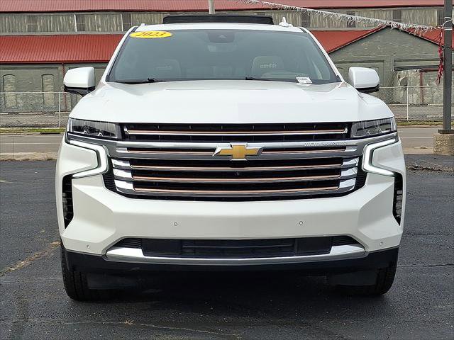 Used 2023 Chevrolet Suburban High Country w/ Premium Package 2 AWD/4WD image 21