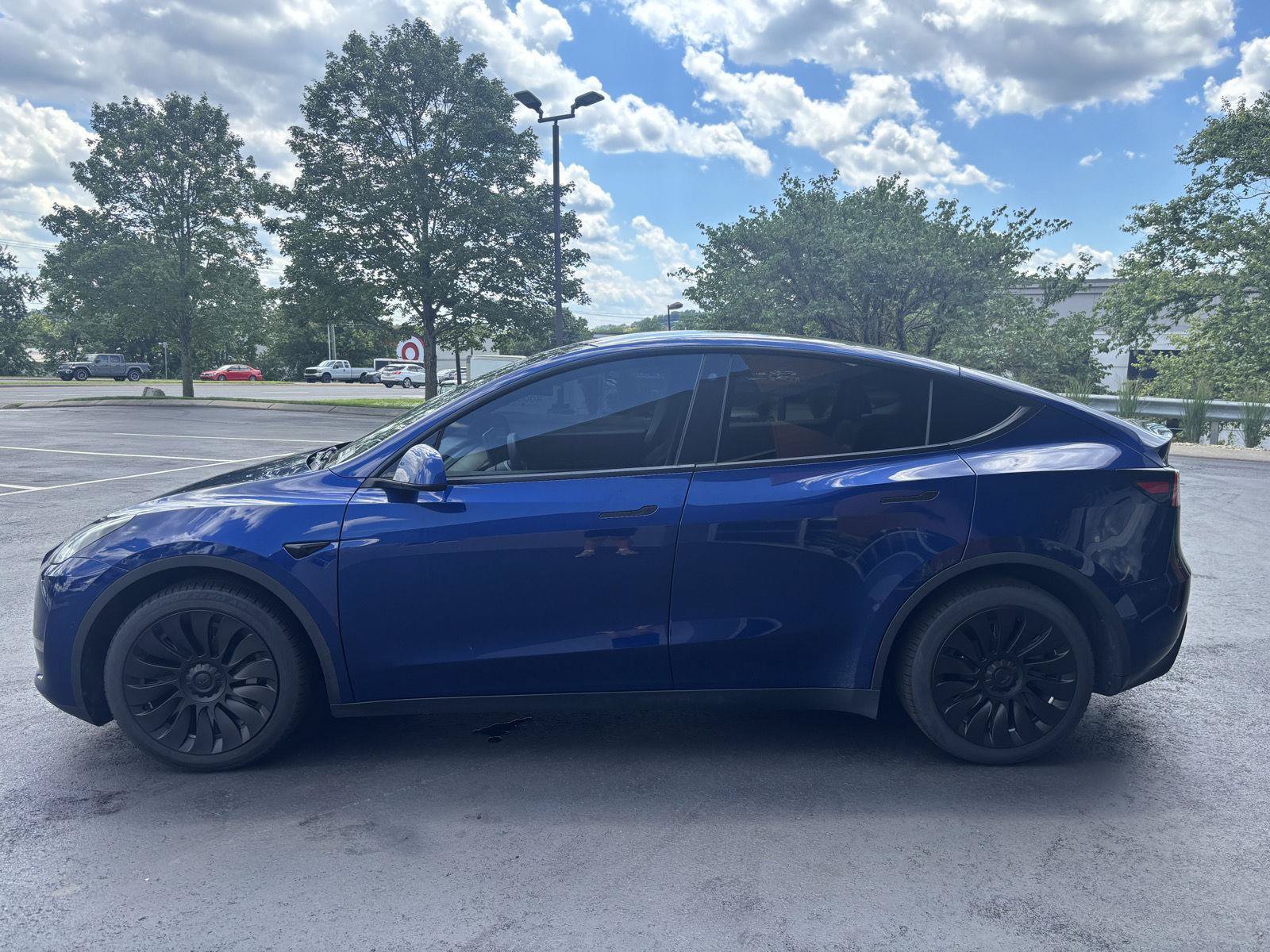 Used 2021 Tesla Model Y Long Range AWD/4WD image 4