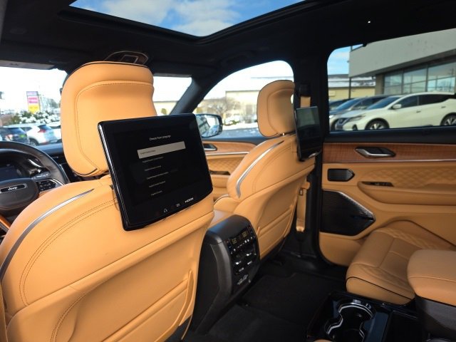 Used 2024 Jeep Grand Cherokee L Summit image 46