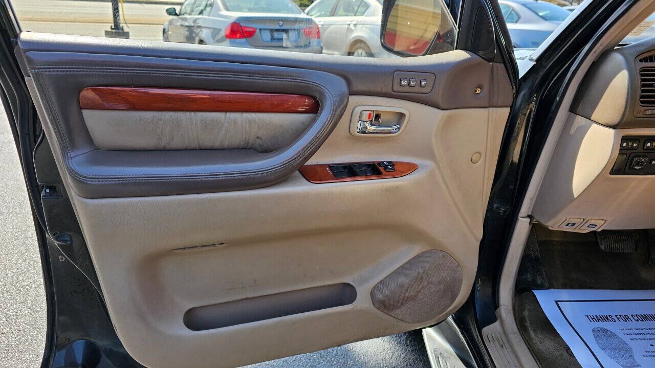 Used 2000 Lexus LX 470 4WD image 15