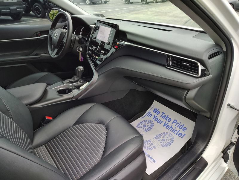 Used 2024 Toyota Camry SE FWD image 21