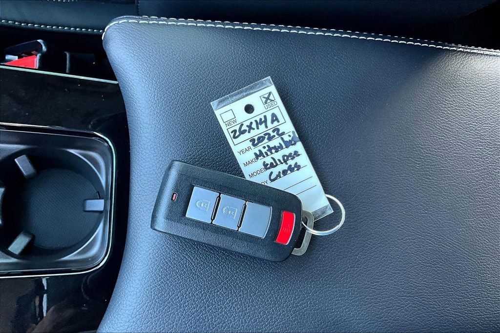 Used 2022 Mitsubishi Eclipse Cross SE image 11