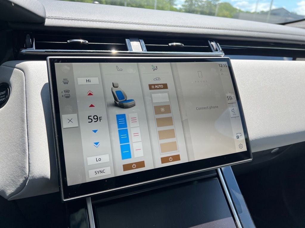 New 2026 Land Rover Range Rover Velar Dynamic SE image 17