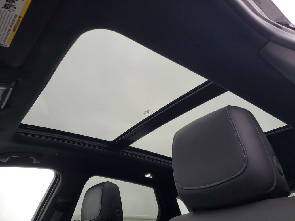 Certified 2024 Cadillac XT5 Premium Luxury image 6