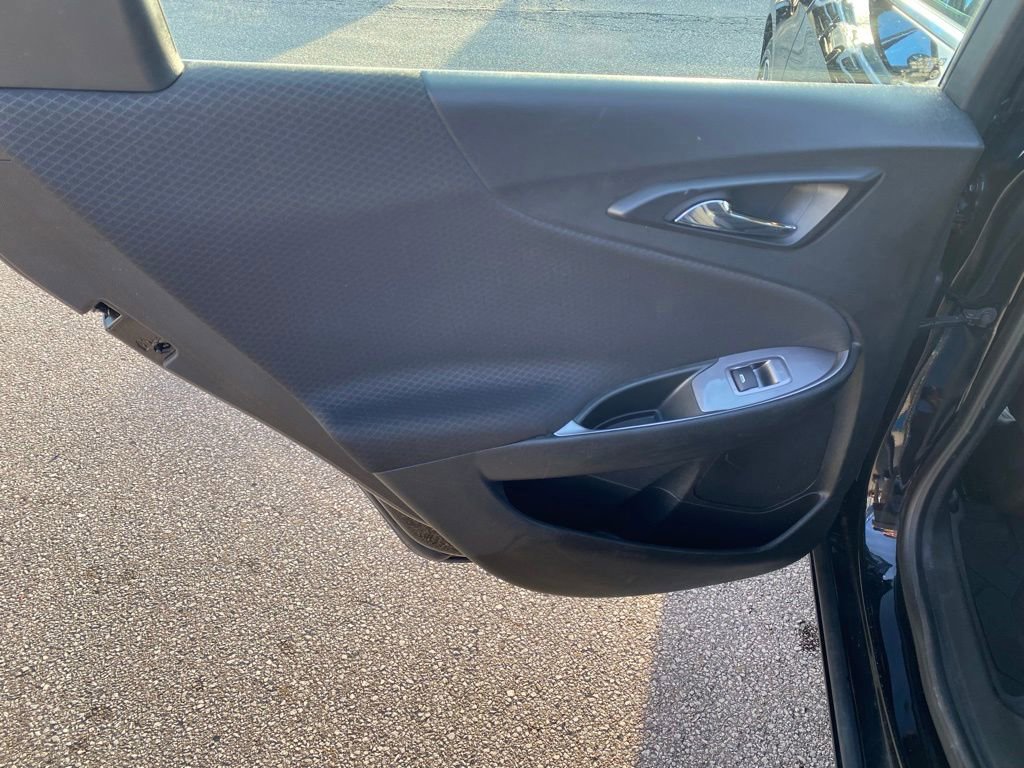 Used 2021 Chevrolet Malibu RS w/ LPO, Floor Liner Package FWD image 21