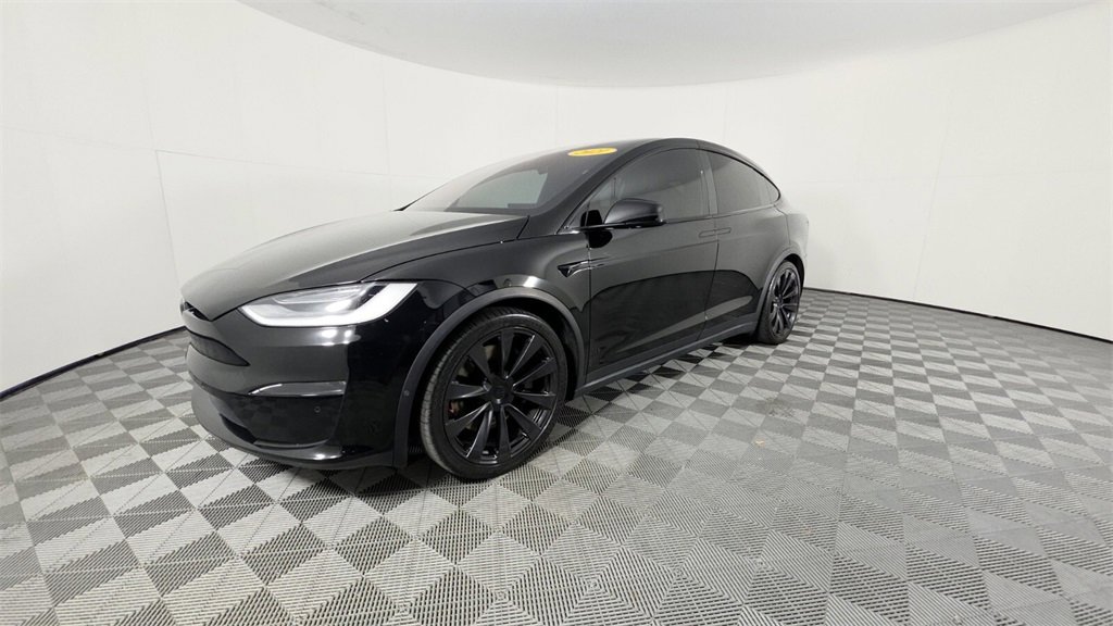 Used 2022 Tesla Model X Plaid image 9