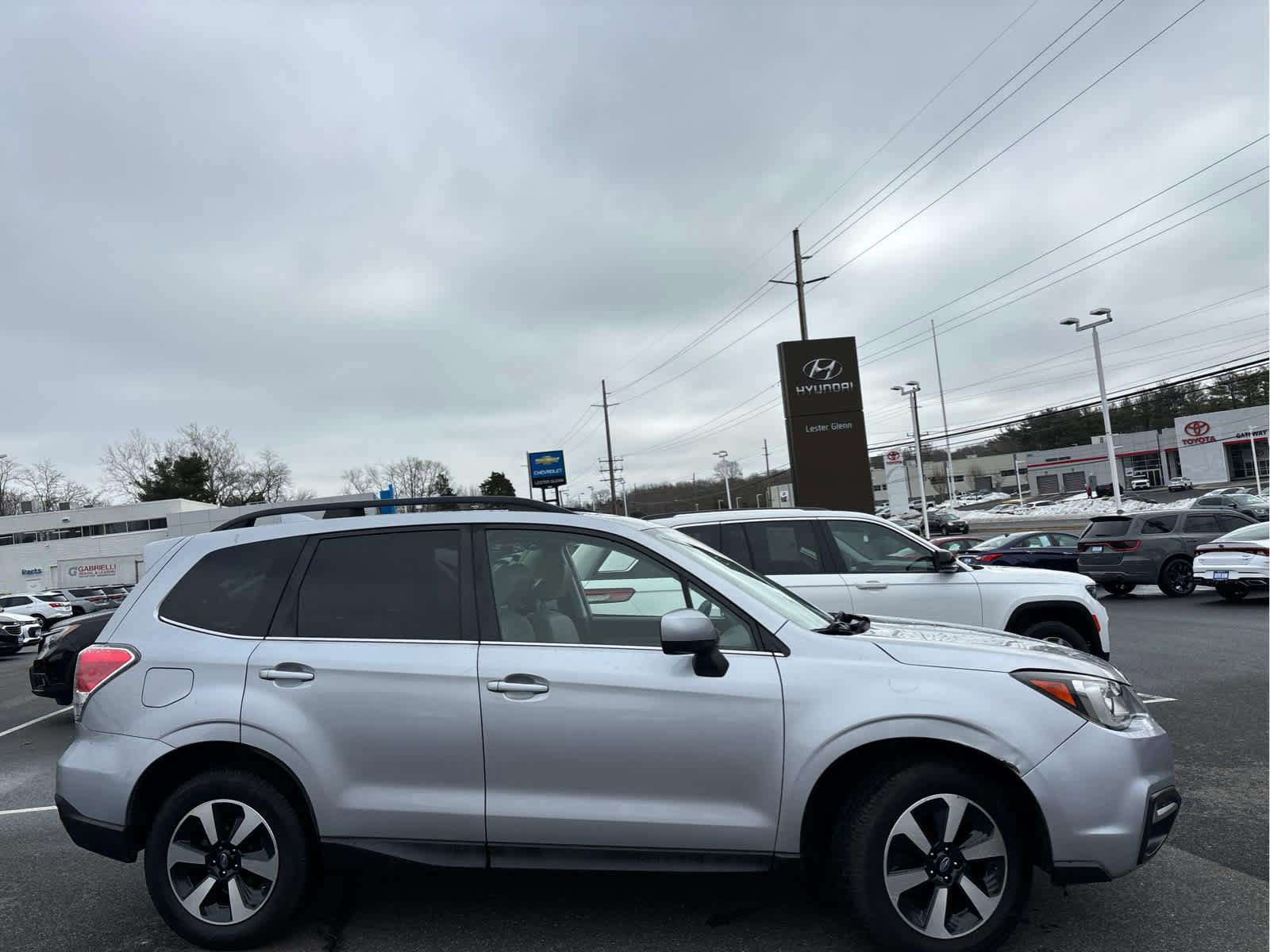 Used 2018 Subaru Forester 2.5i Limited w/ Popular Package #3B image 3