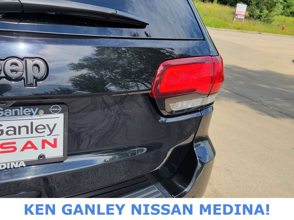 Used 2021 Jeep Grand Cherokee Freedom Edition AWD/4WD image 15