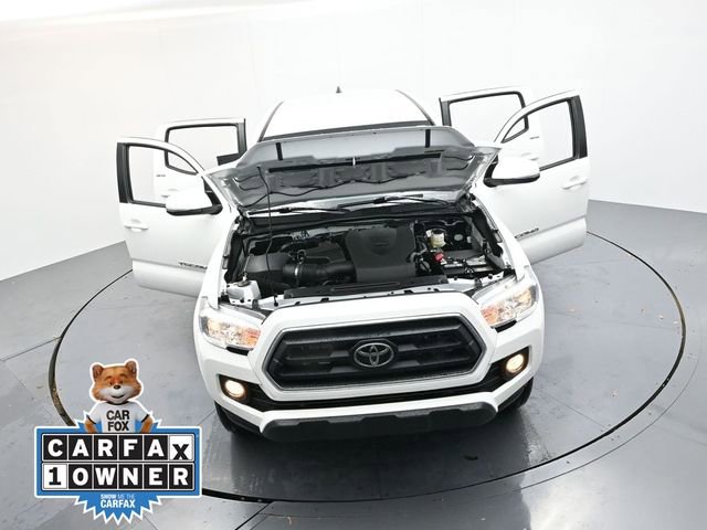Used 2023 Toyota Tacoma SR5 w/ Technology Package image 39