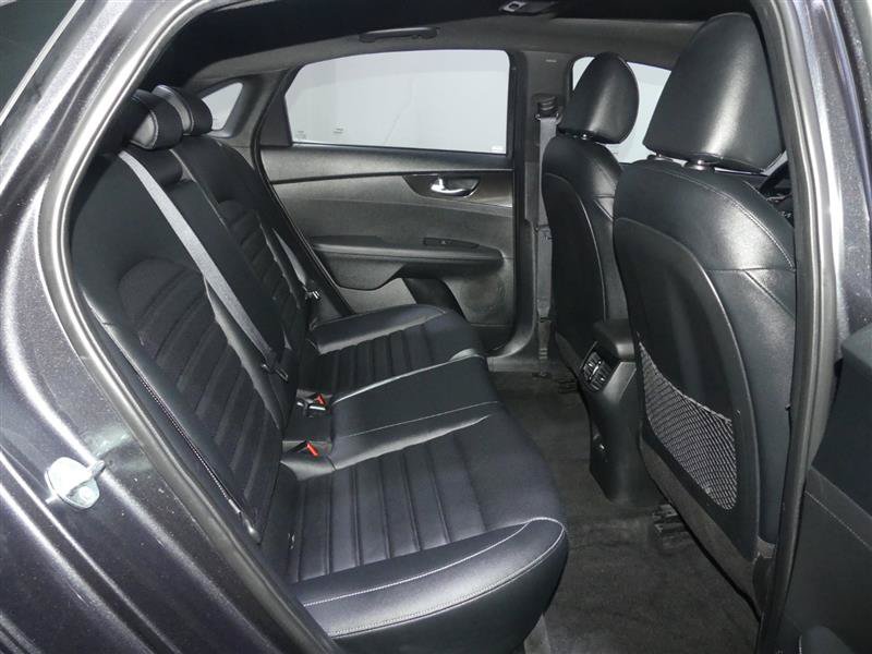 Used 2023 Kia Forte GT-Line w/ GT-Line Premium Package FWD image 28