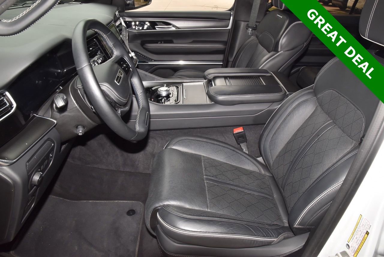 Used 2024 Jeep Grand Wagoneer Series II w/ Quick Order Packagew 28T AWD/4WD image 11