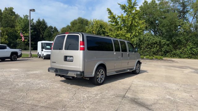 Certified 2024 Chevrolet Express 2500 Extended RWD image 8