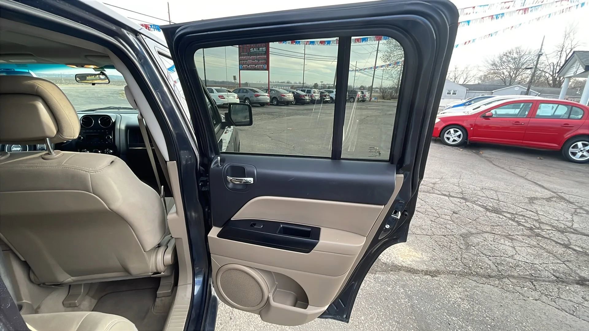 Used 2014 Jeep Patriot Sport w/ Power Value Group image 26